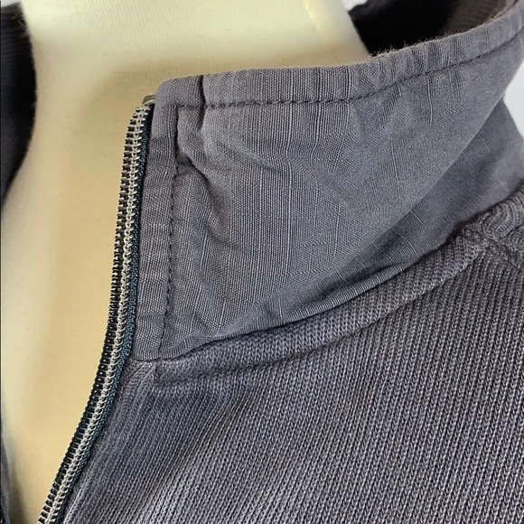 🎉Tommy Bahama 3/4 zip sweatshirt XL - Picture 3 of 5